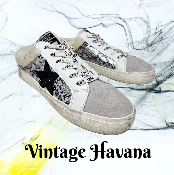 Vintage Havana Slip On on Sneakers Sz 8.5 Heavenly Snake Print Faux Sherpa - Picture 1 of 13
